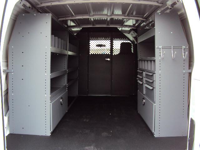 Ford Econoline 2011 photo 3