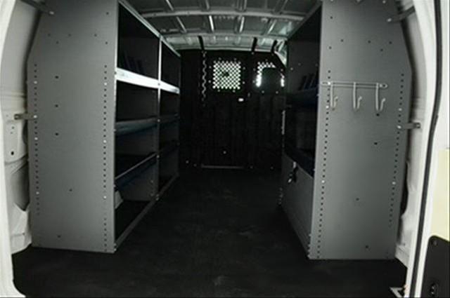 Ford Econoline 2011 photo 2