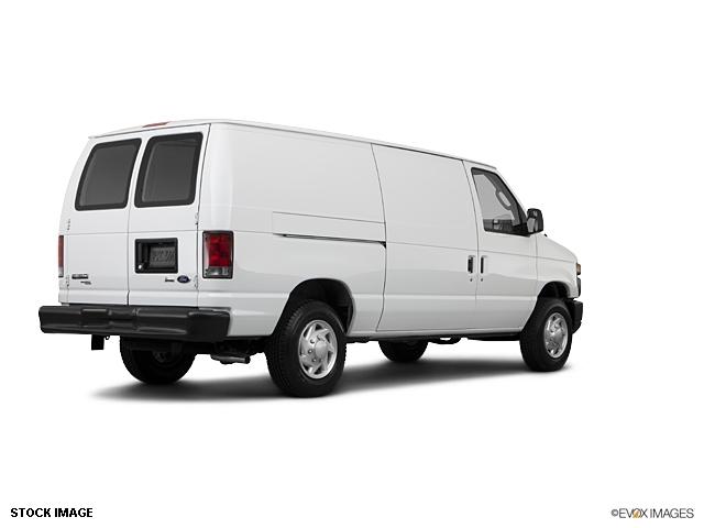 Ford Econoline 2011 photo 1