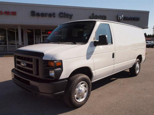 Ford Econoline 2011 photo 4