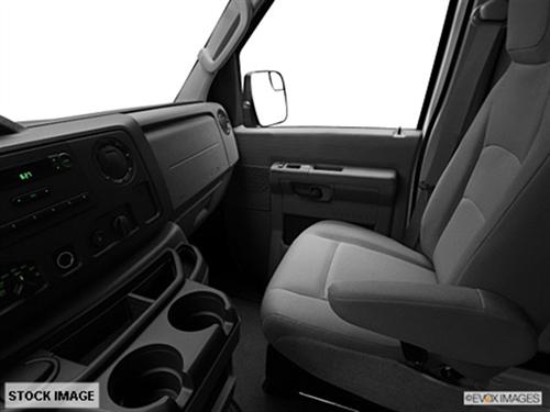 Ford Econoline 2011 photo 4