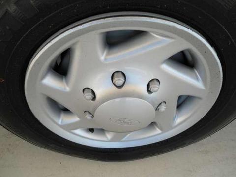 Ford Econoline 2011 photo 1