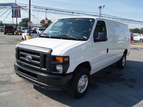 Ford Econoline 2011 photo 1