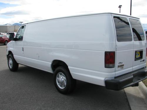 Ford Econoline 2011 photo 3