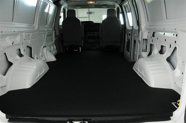 Ford Econoline 2011 photo 5