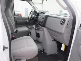 Ford Econoline 4dr Auto 2WD LX W/3rd Row Passenger Van