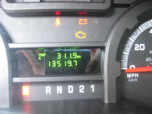 Ford Econoline 2012 photo 15