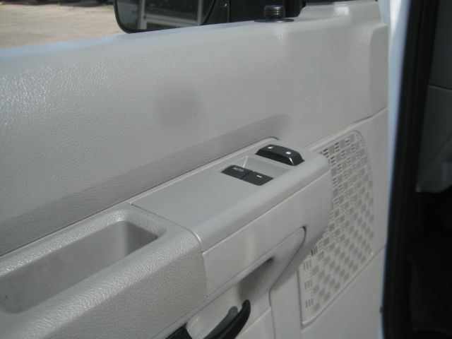 Ford Econoline Awd-turbo Cargo Van
