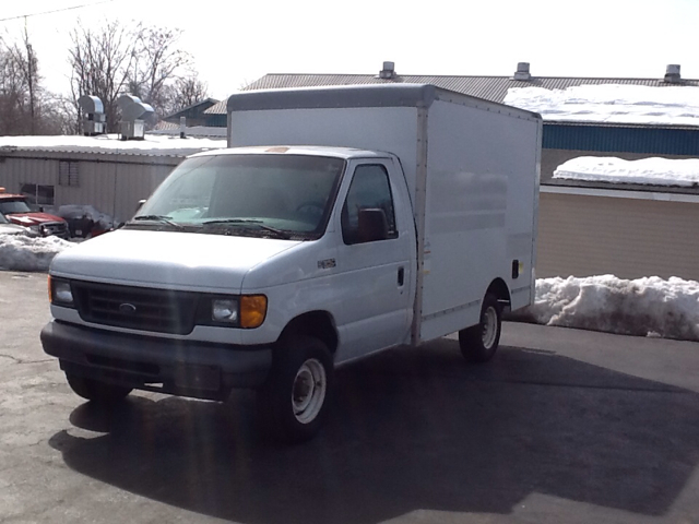 Ford Econoline High Box 2005 photo 4