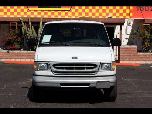 Ford Econoline Wagon 1999 photo 2