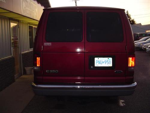 Ford Econoline Wagon 2002 photo 5