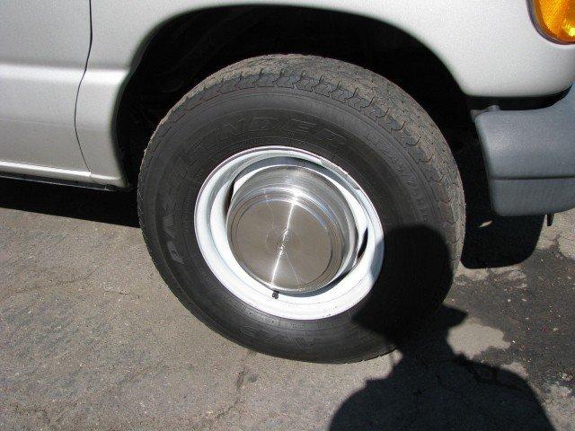 Ford Econoline Wagon 2003 photo 3