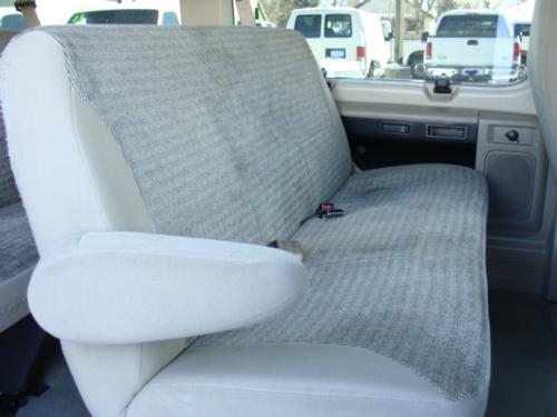 Ford Econoline Wagon 2003 photo 5