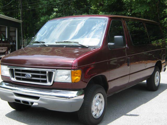 Ford Econoline Wagon Navigation W/premium Pk.plus Passenger Van