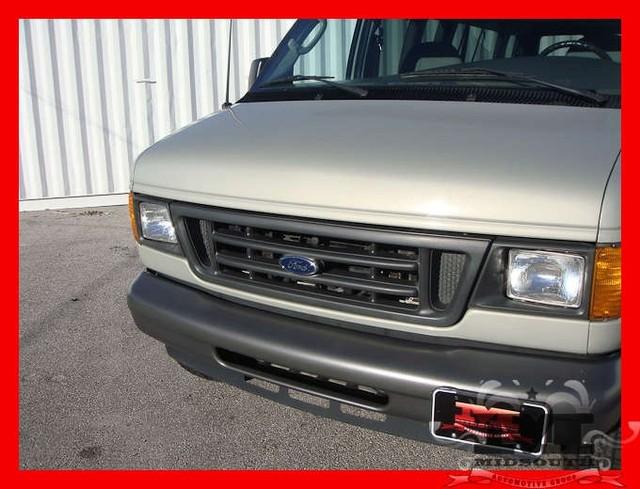 Ford Econoline Wagon 2005 photo 3