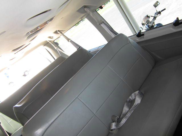 Ford Econoline Wagon 2005 photo 8