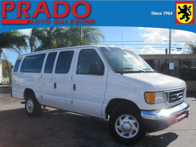Ford Econoline Wagon CPE Passenger Van