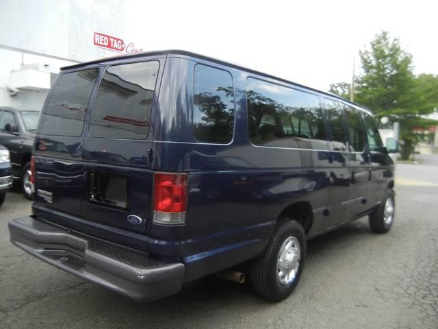 Ford Econoline Wagon C280====1500 Down Passenger Van
