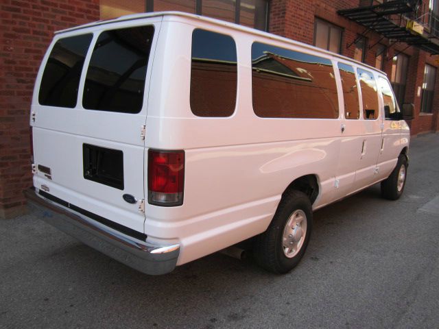 Ford Econoline Wagon Slt1awd Passenger Van