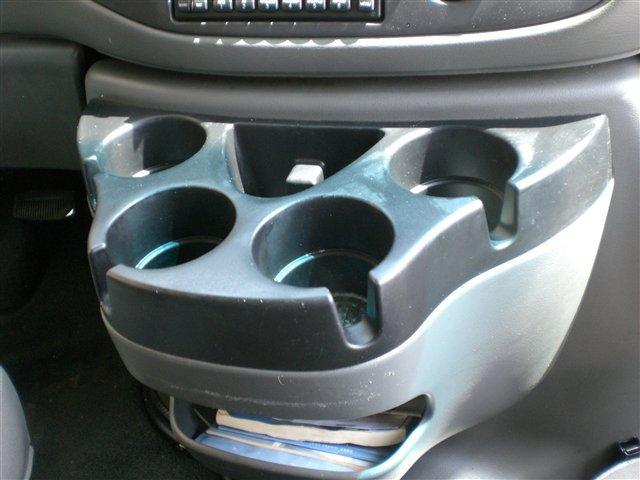 Ford Econoline Wagon 2007 photo 5