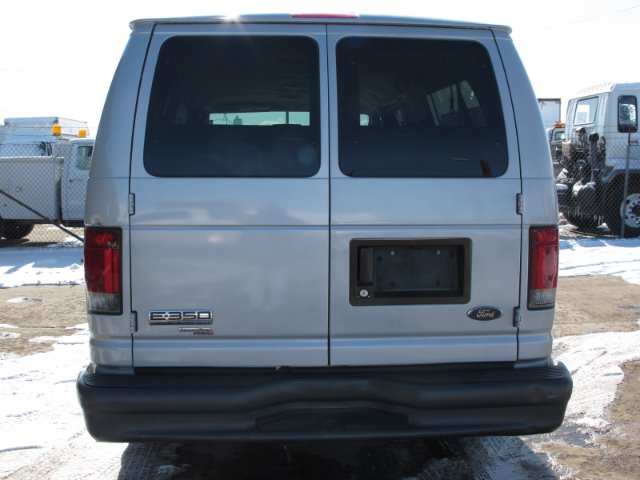 Ford Econoline Wagon 2007 photo 3