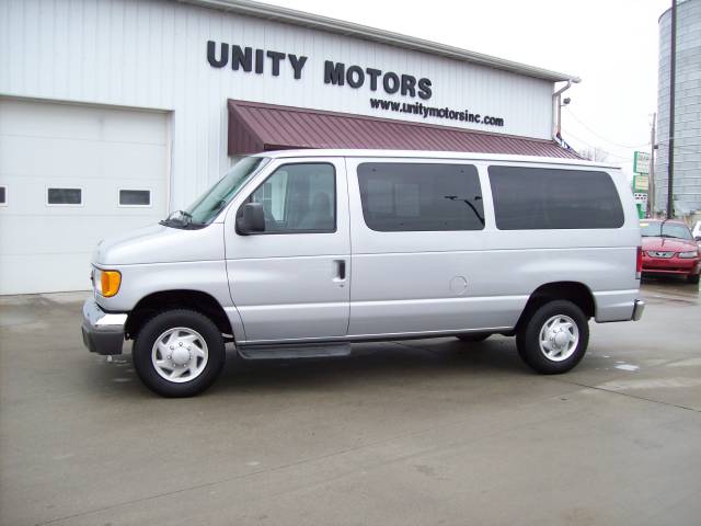 Ford Econoline Wagon 2007 photo 3