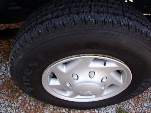 Ford Econoline Wagon 2007 photo 2