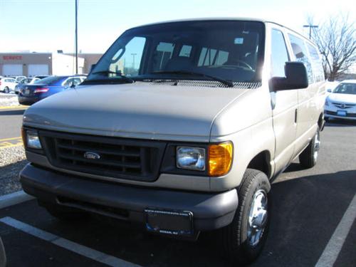 Ford Econoline Wagon 2007 photo 1