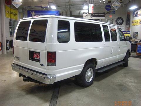 Ford Econoline Wagon 2008 photo 5