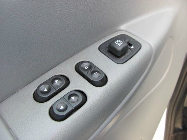 Ford Econoline Wagon 2008 photo 2