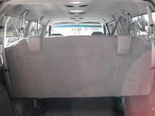 Ford Econoline Wagon 2008 photo 3