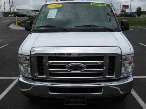 Ford Econoline Wagon 2008 photo 2