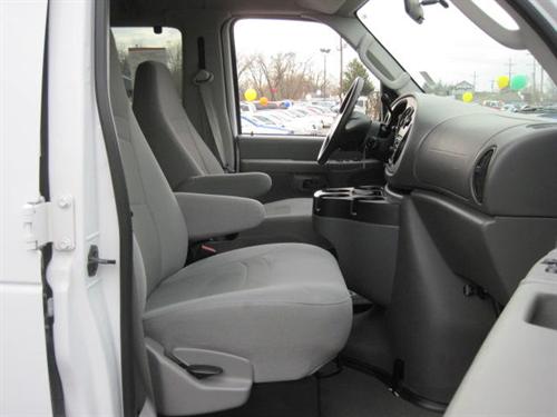 Ford Econoline Wagon GT Deluxe Bullitt Other