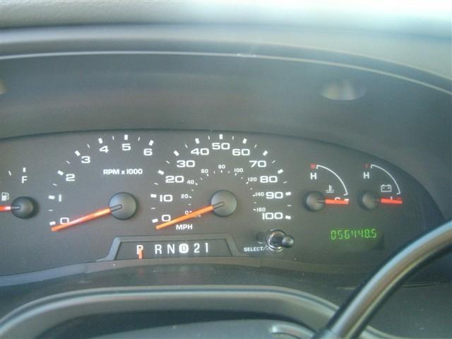 Ford Econoline Wagon 2008 photo 3