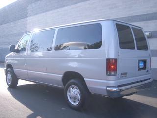 Ford Econoline Wagon 2008 photo 5