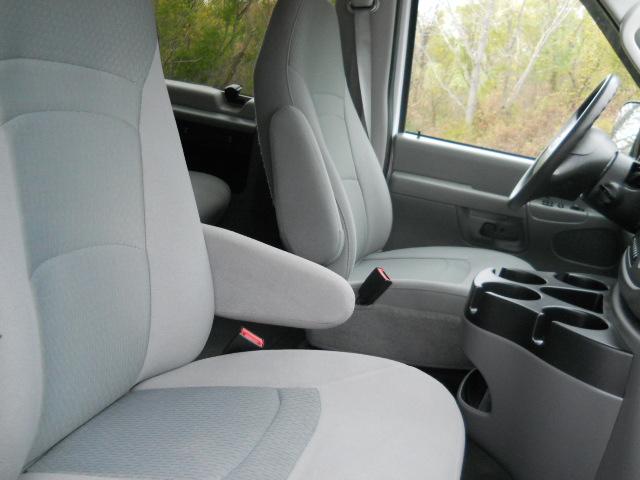 Ford Econoline Wagon SE Sport Passenger Van