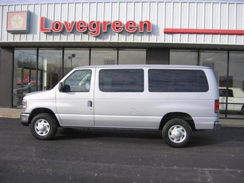 Ford Econoline Wagon 2008 photo 1