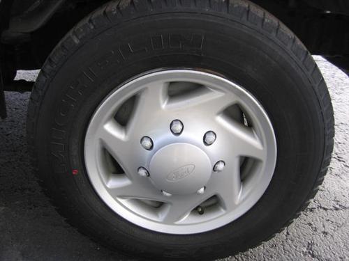 Ford Econoline Wagon 2008 photo 4