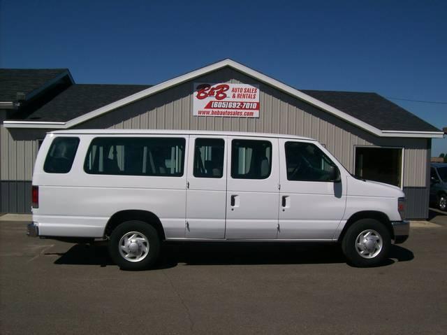 Ford Econoline Wagon CPE Passenger Van