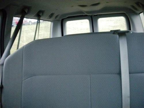 Ford Econoline Wagon 2008 photo 5