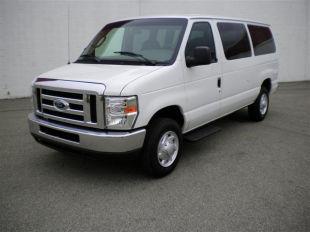 Ford Econoline Wagon SRW Passenger Van