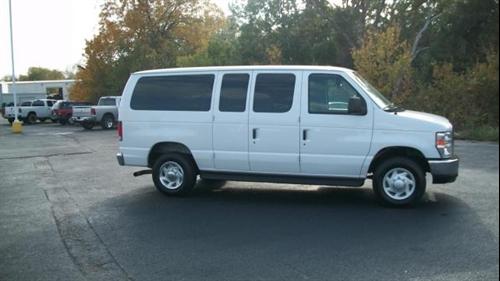 Ford Econoline Wagon GT Deluxe Bullitt Other