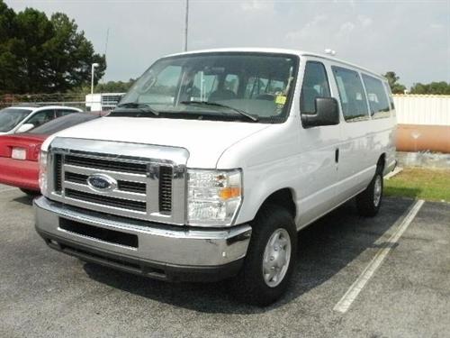 Ford Econoline Wagon 2008 photo 1