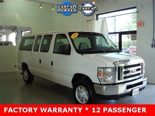 Ford Econoline Wagon 2008 photo 2