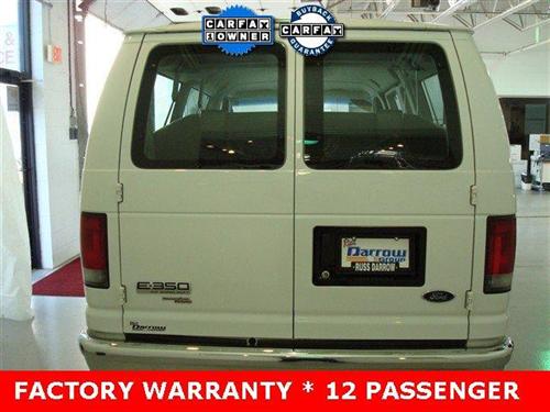 Ford Econoline Wagon 2008 photo 4