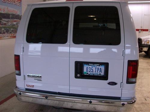 Ford Econoline Wagon 2008 photo 1