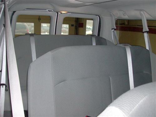 Ford Econoline Wagon 2008 photo 4