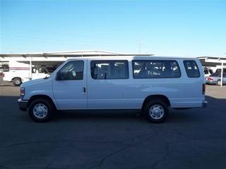 Ford Econoline Wagon 2008 photo 1