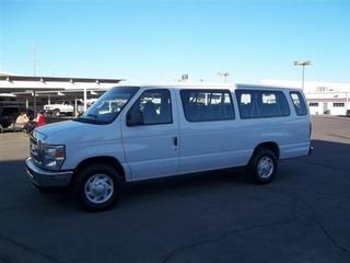 Ford Econoline Wagon 2008 photo 2