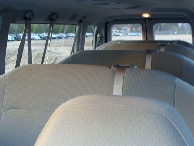 Ford Econoline Wagon 2008 photo 5